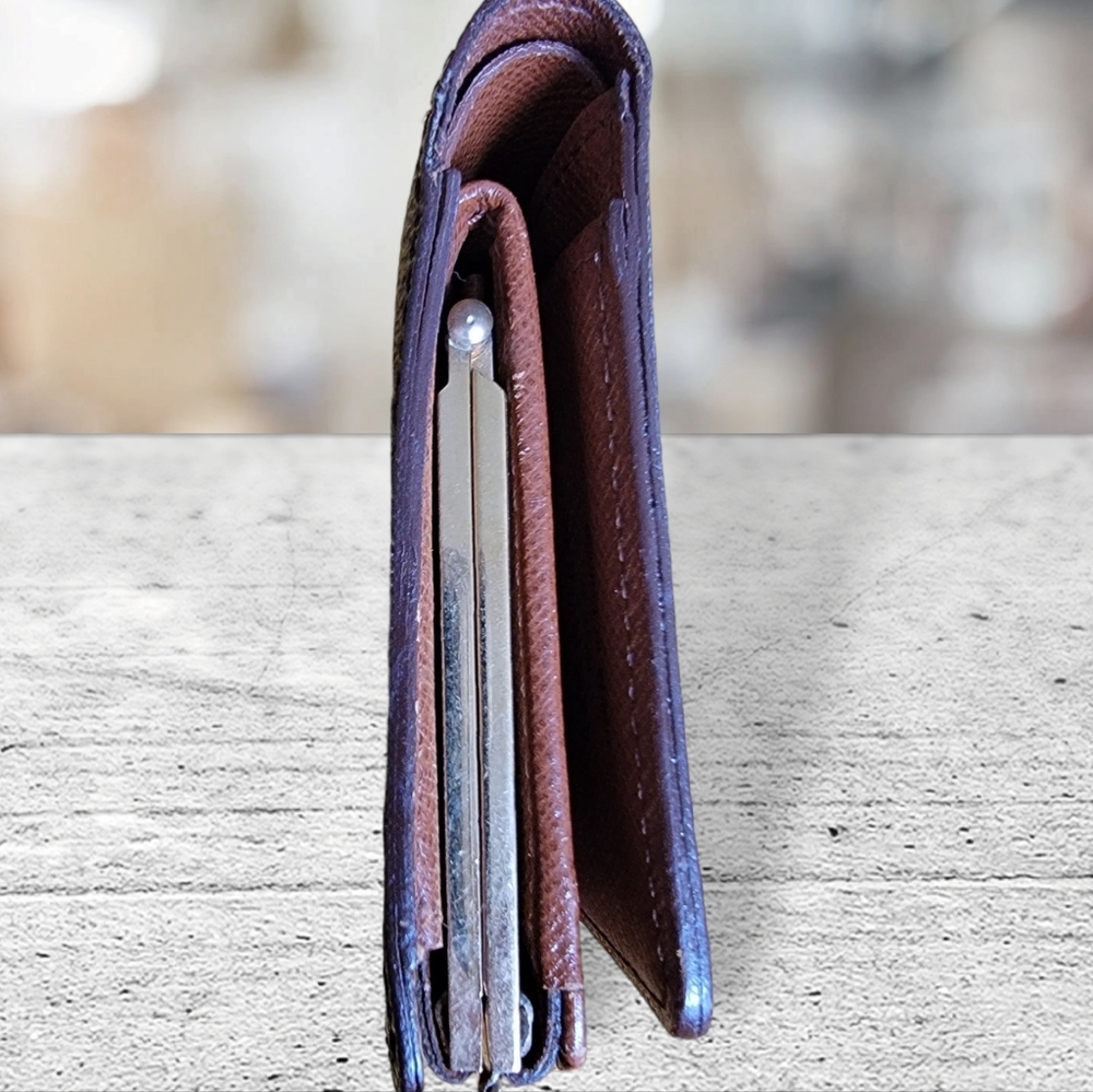 Louis Vuitton purse wallet - Picture 7 of 12